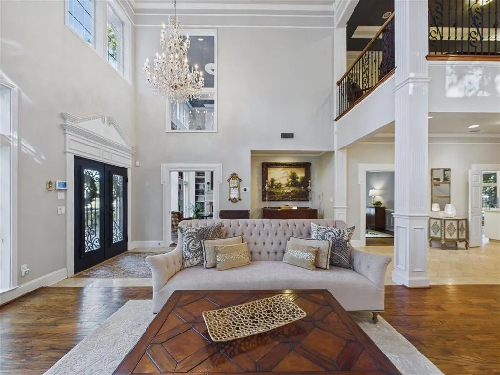 3011 Country Club Drive