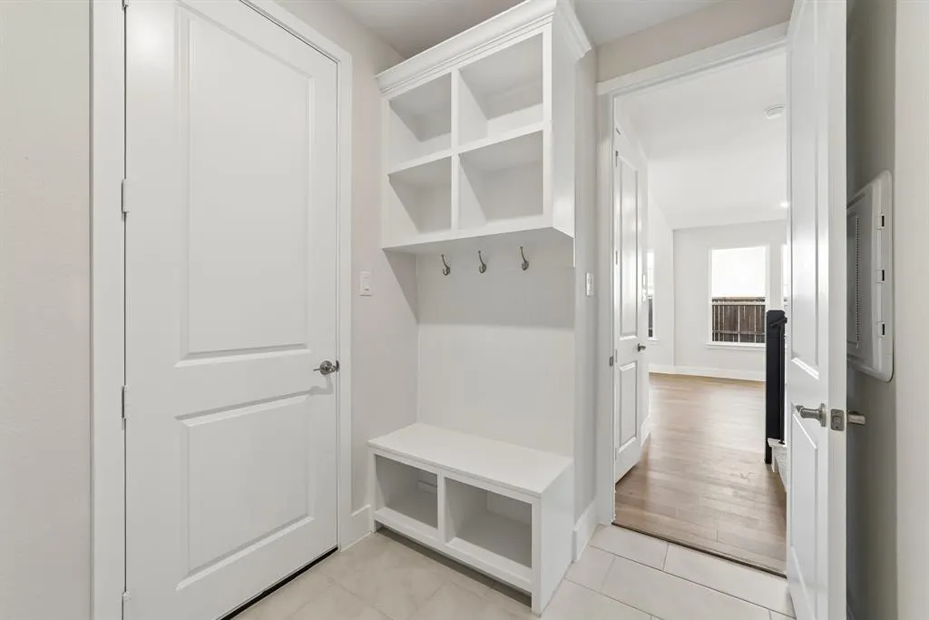 11512 Empress Drive