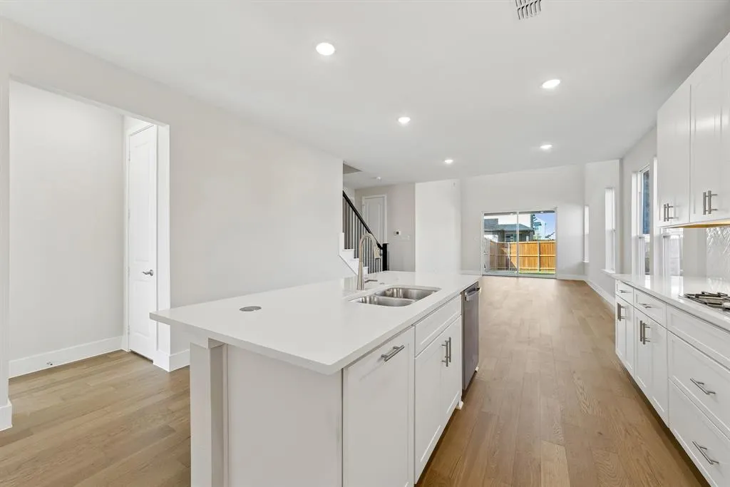 11512 Empress Drive