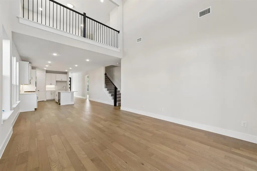 11512 Empress Drive