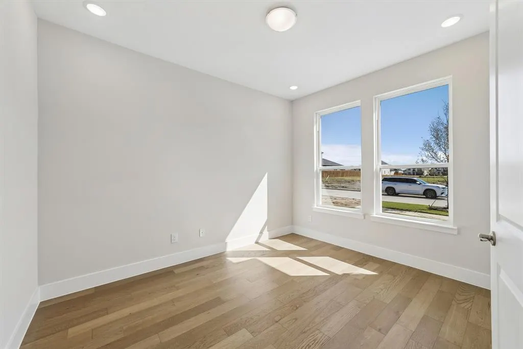11512 Empress Drive