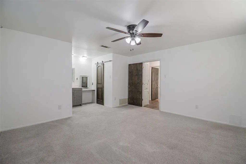 286 Larry Drive