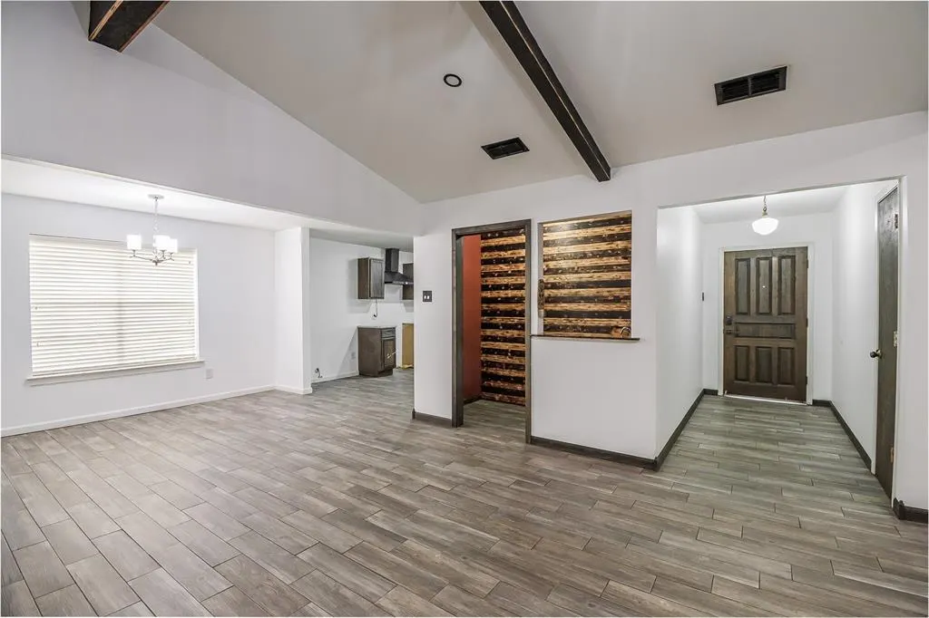 286 Larry Drive