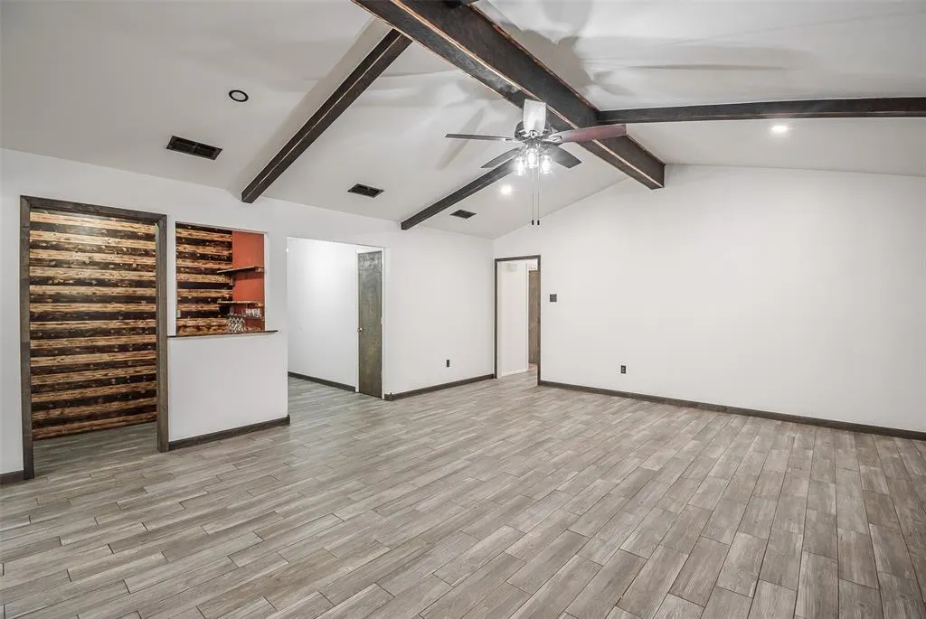 286 Larry Drive
