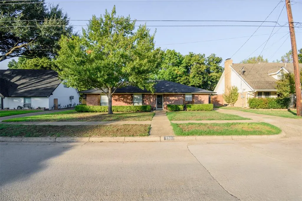 286 Larry Drive