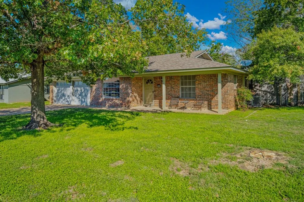 1703 Lamar Street
