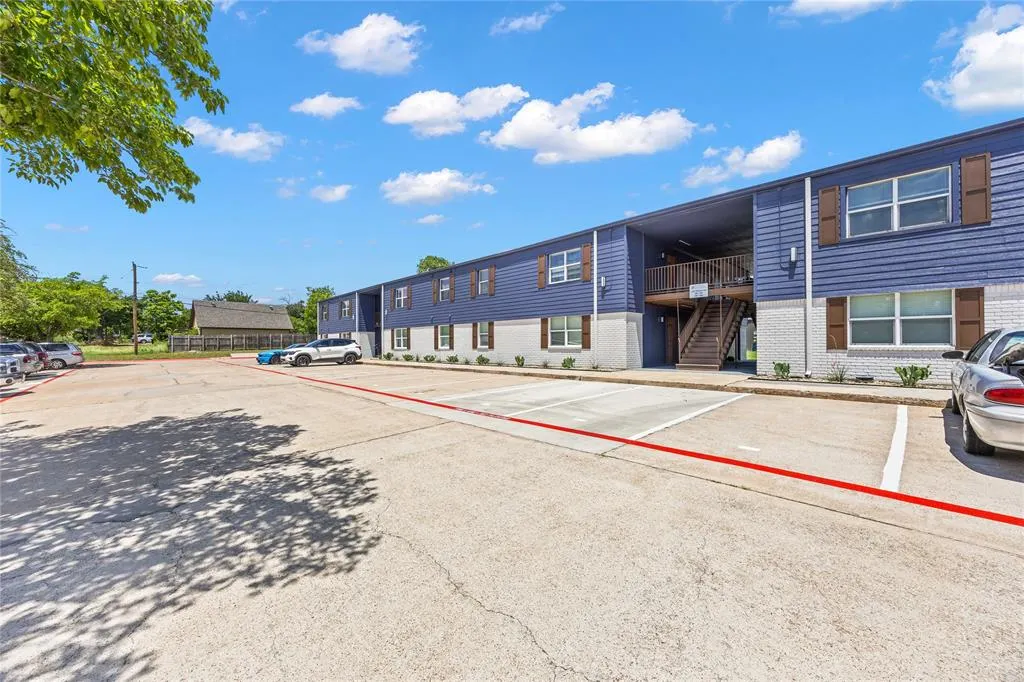 4639 Williams Road #110