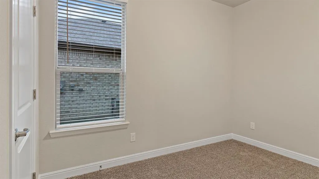 107 RIVERRIDGE Road
