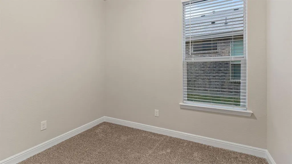 107 RIVERRIDGE Road