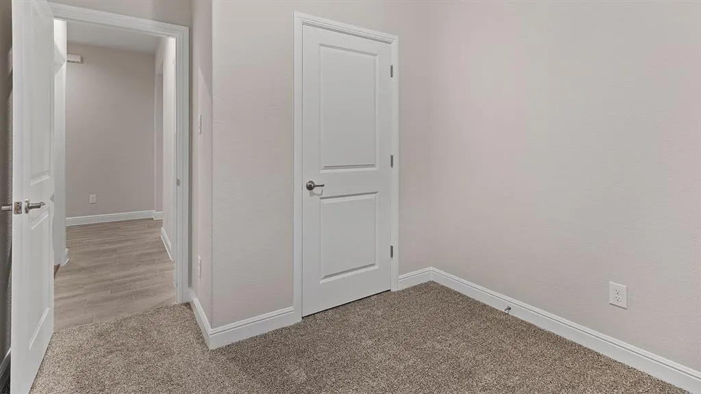 107 RIVERRIDGE Road