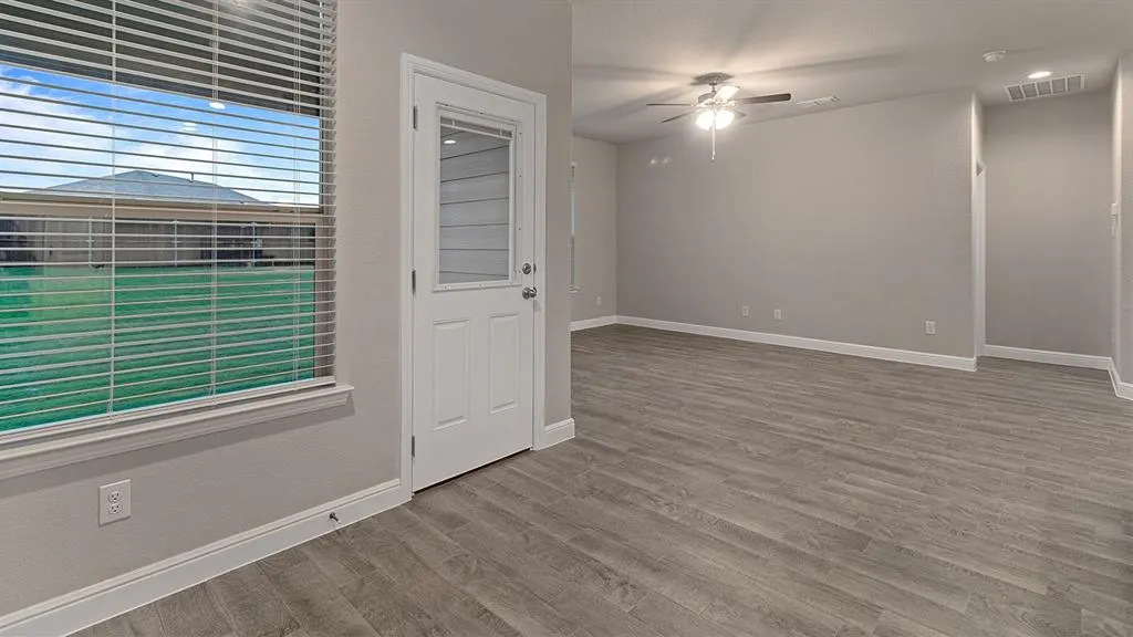 107 RIVERRIDGE Road