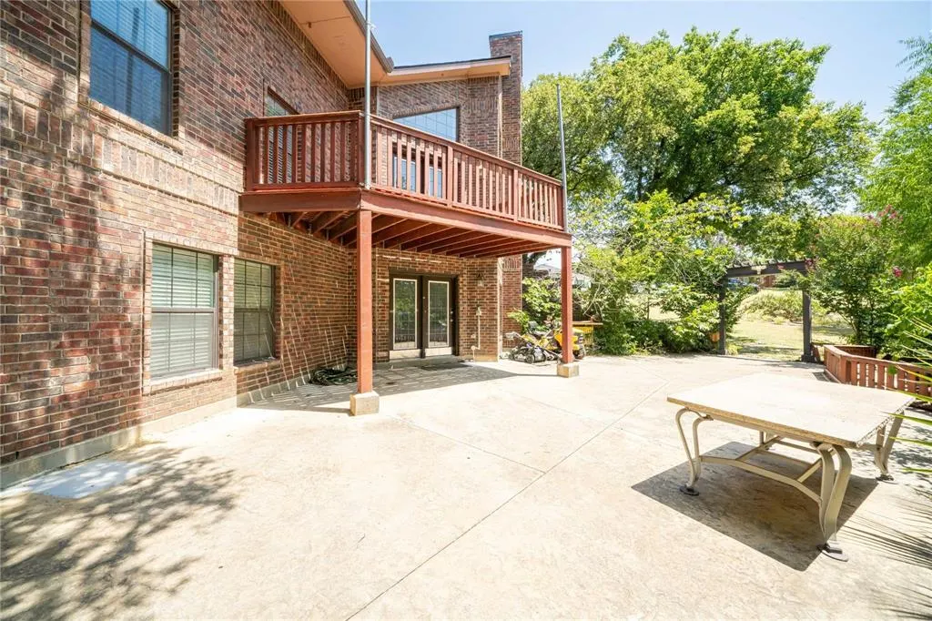 2460 Waterstone Drive