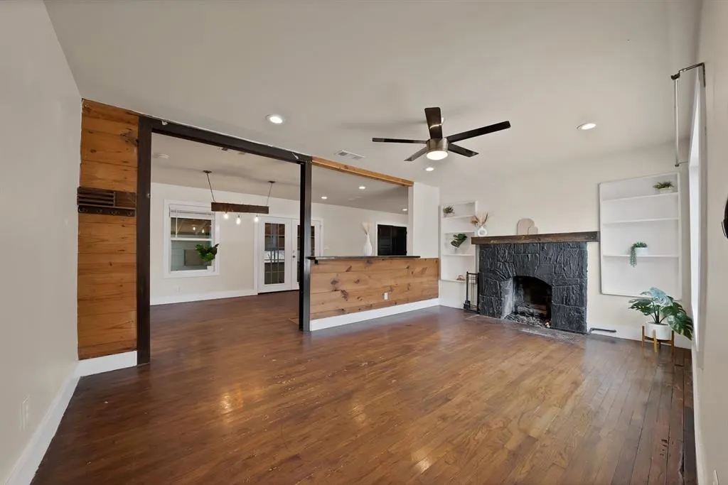 2035 Haltom Road