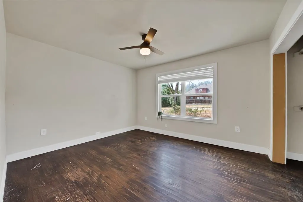 2035 Haltom Road