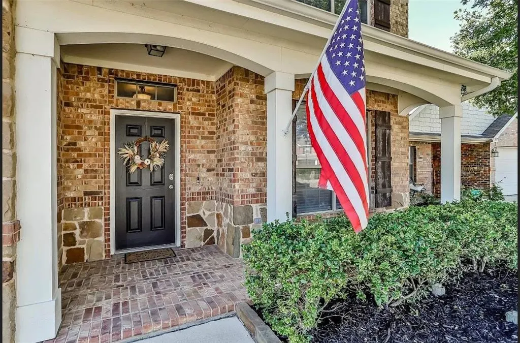 15712 Ringdove Court