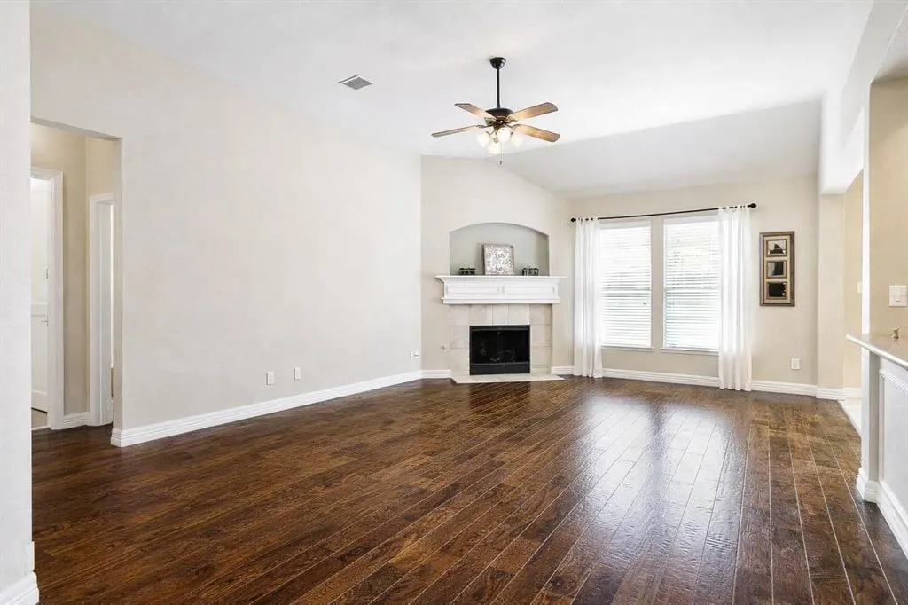 15712 Ringdove Court