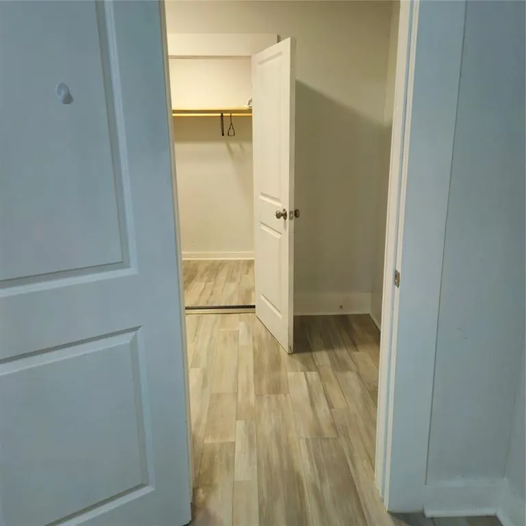 2846 Metropolitan Avenue