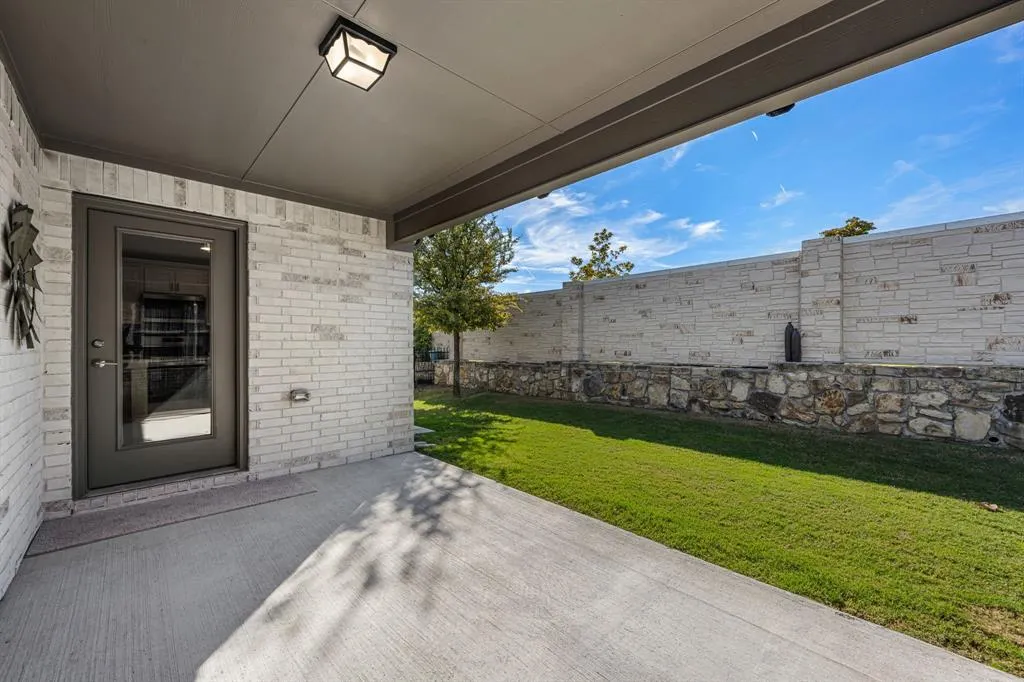 108 Sleepy Willow Lane