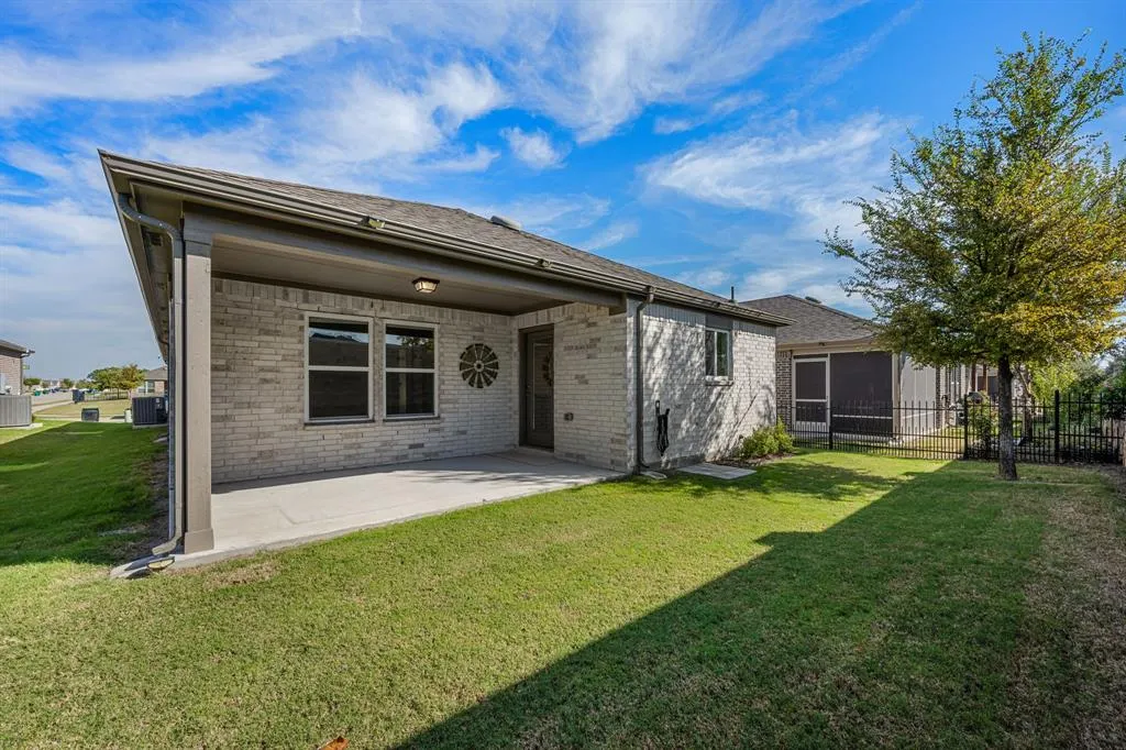 108 Sleepy Willow Lane