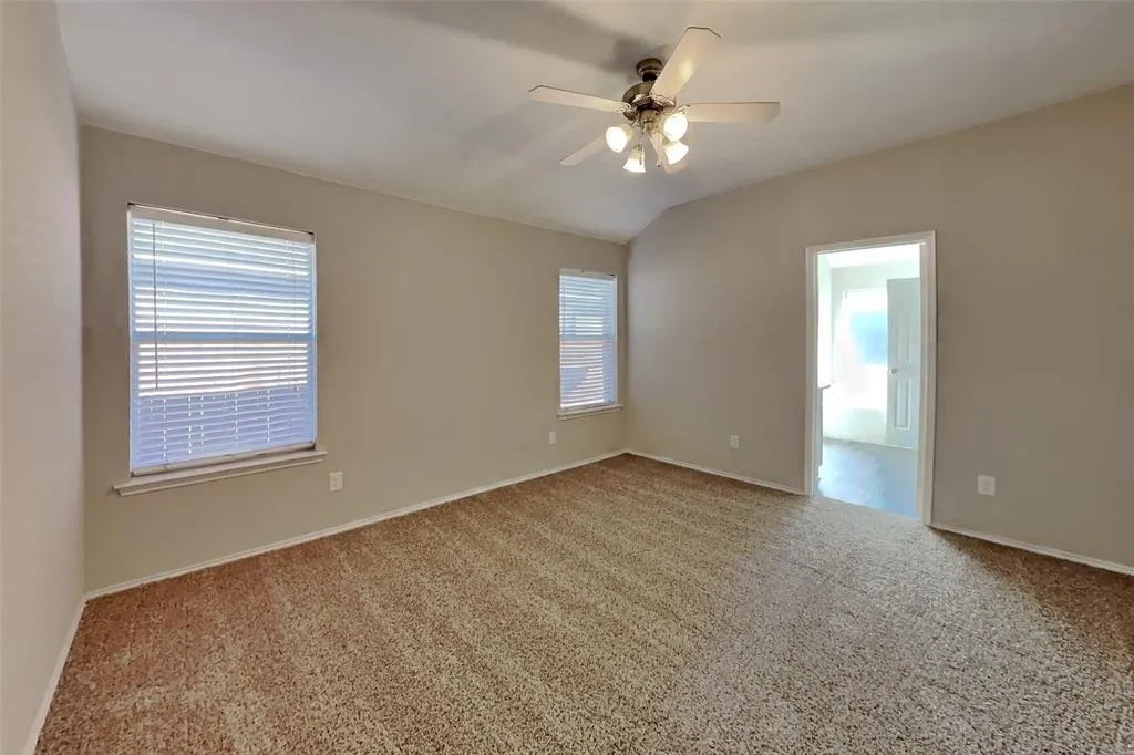 5217 Sioux Creek Lane