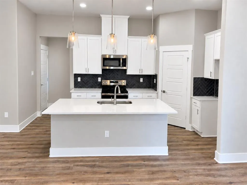 241 Poinsetta Drive