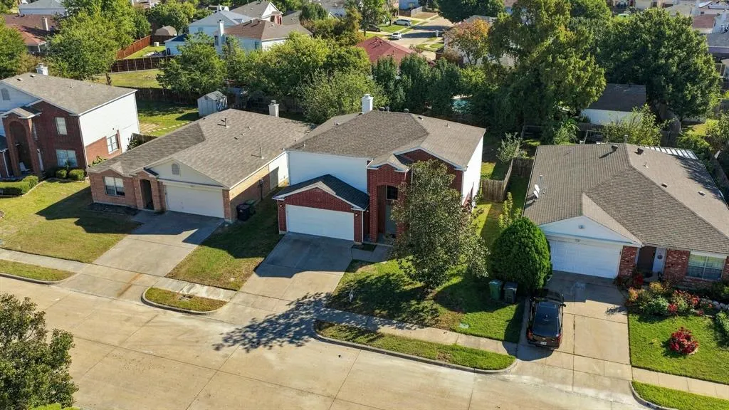 7007 Bridlewood Drive