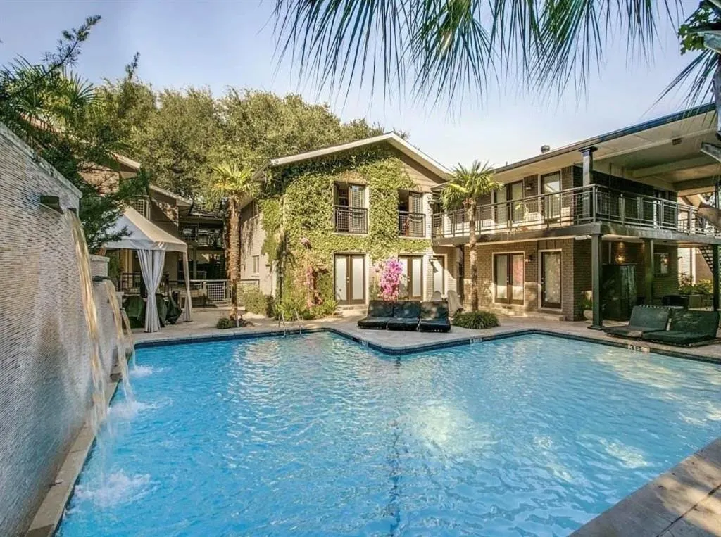 10213 Regal Oaks Drive #216