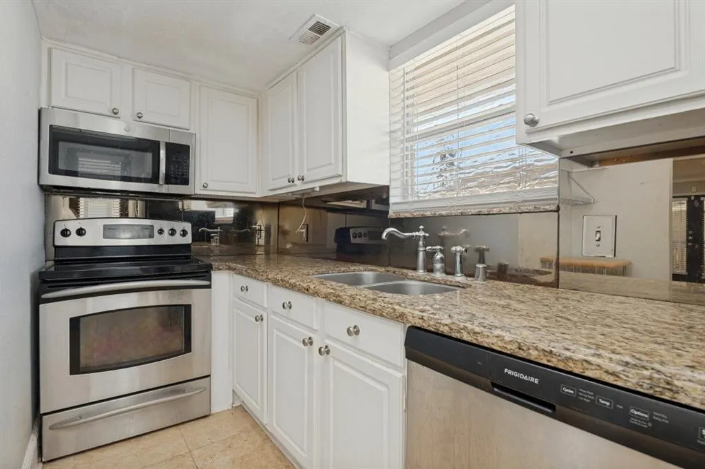 10213 Regal Oaks Drive #216