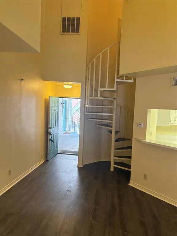 1010 Allen Street #222