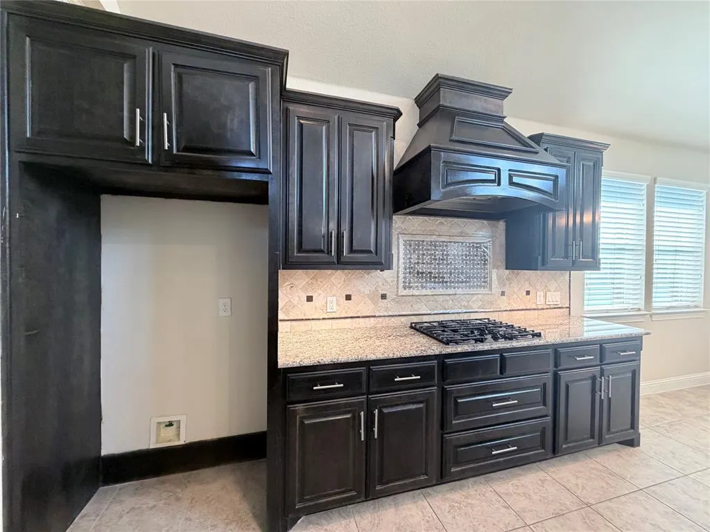 4127 Mane Court