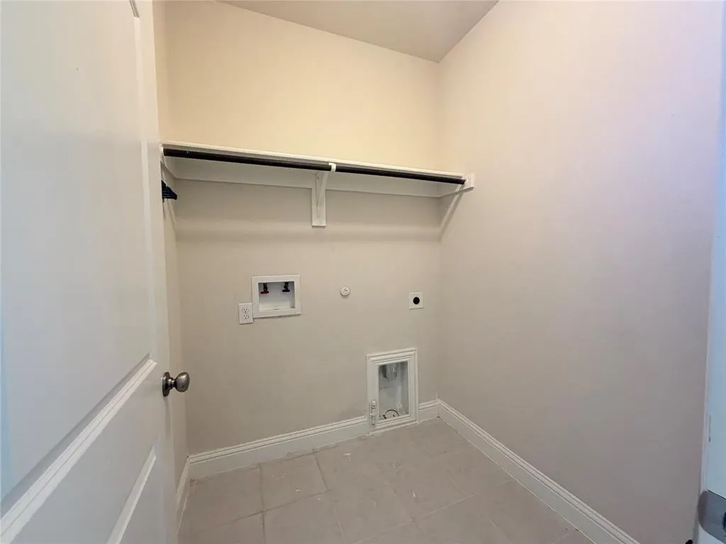4127 Mane Court