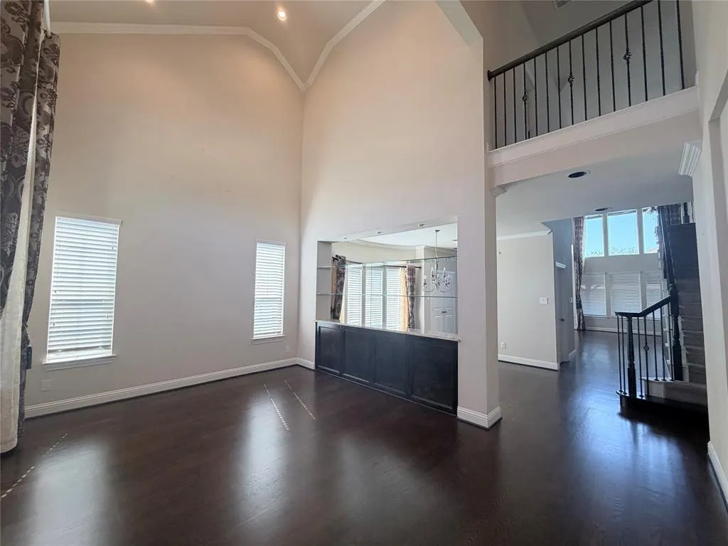 4127 Mane Court