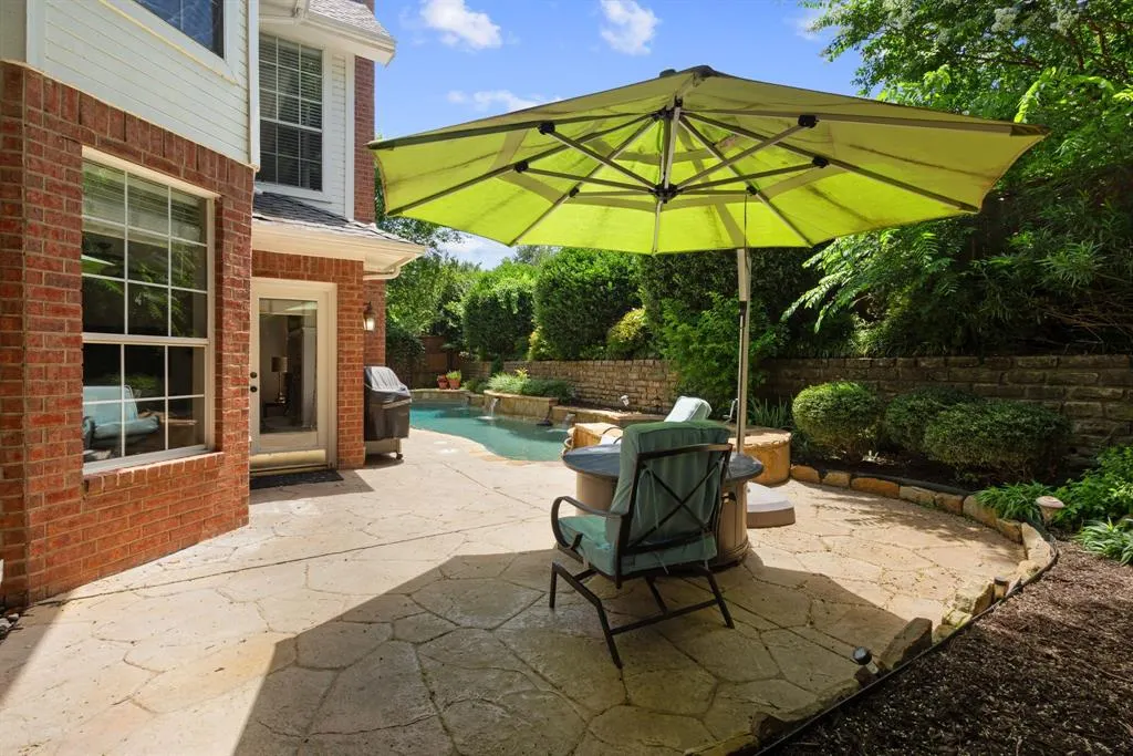 1110 Wedge Hill Road