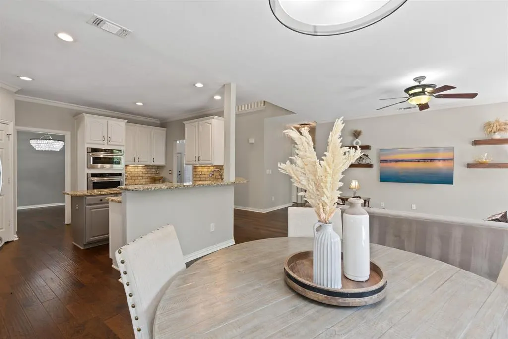 1110 Wedge Hill Road