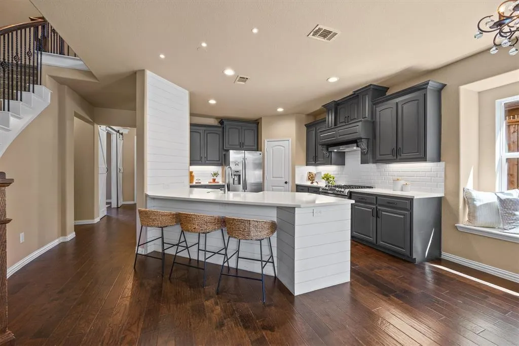 1111 Fossil Lake Drive