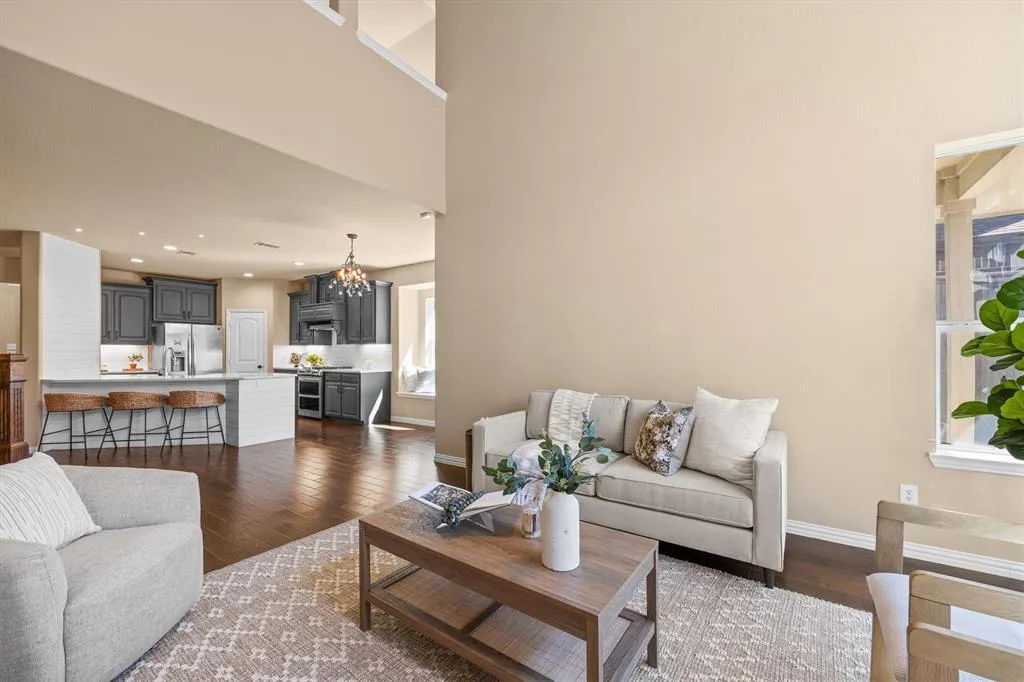 1111 Fossil Lake Drive