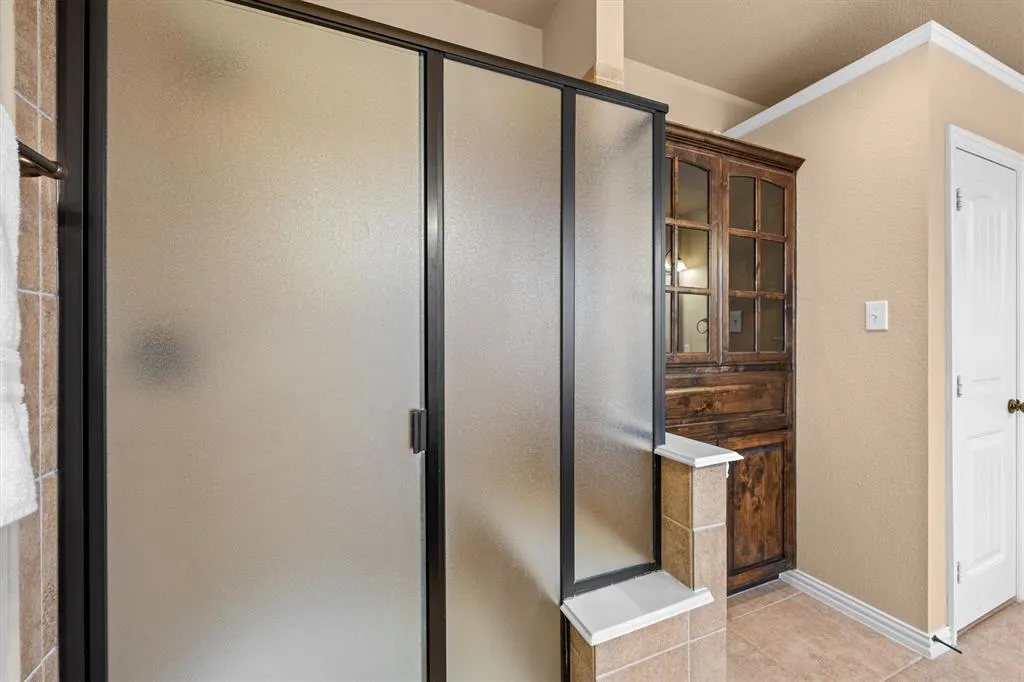 1111 Fossil Lake Drive