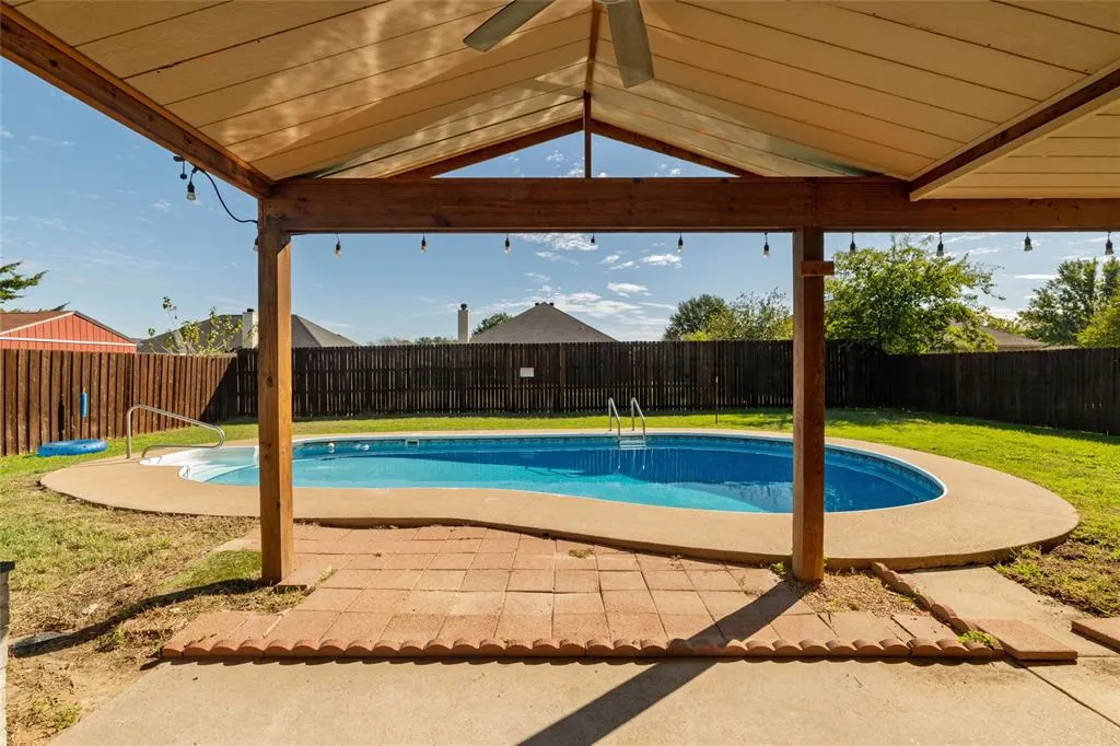224 Cobblestone Circle