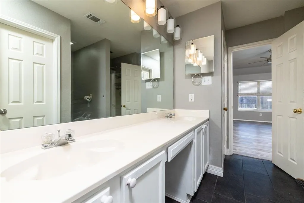 224 Cobblestone Circle