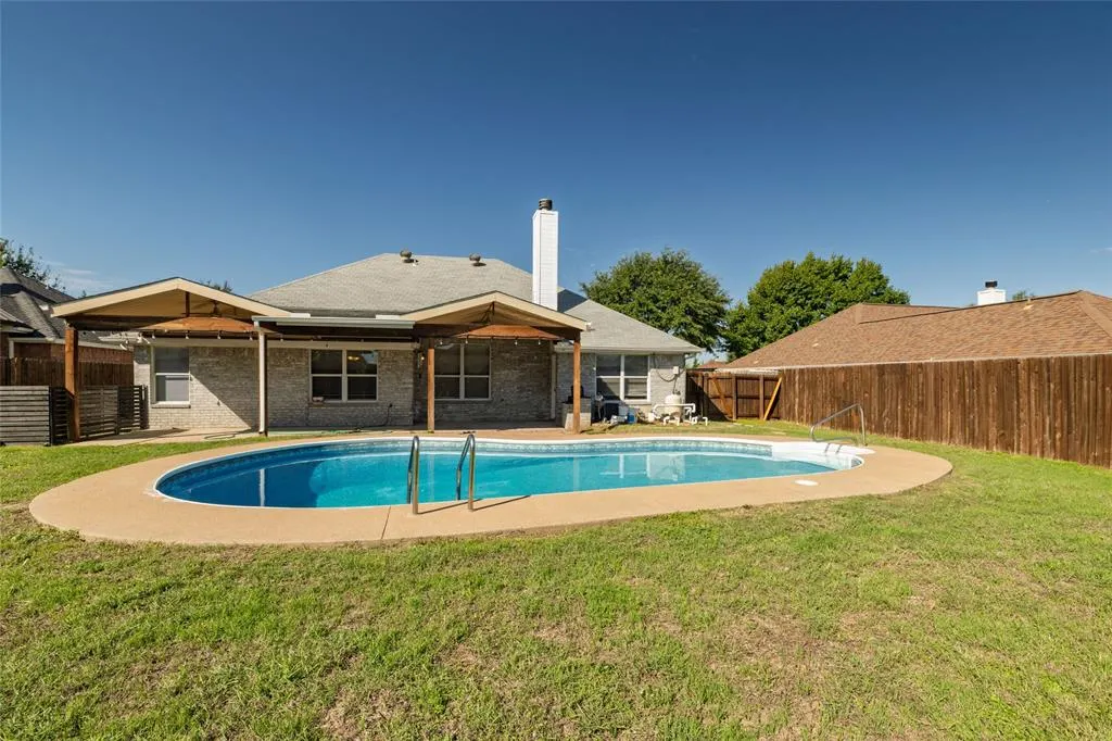 224 Cobblestone Circle