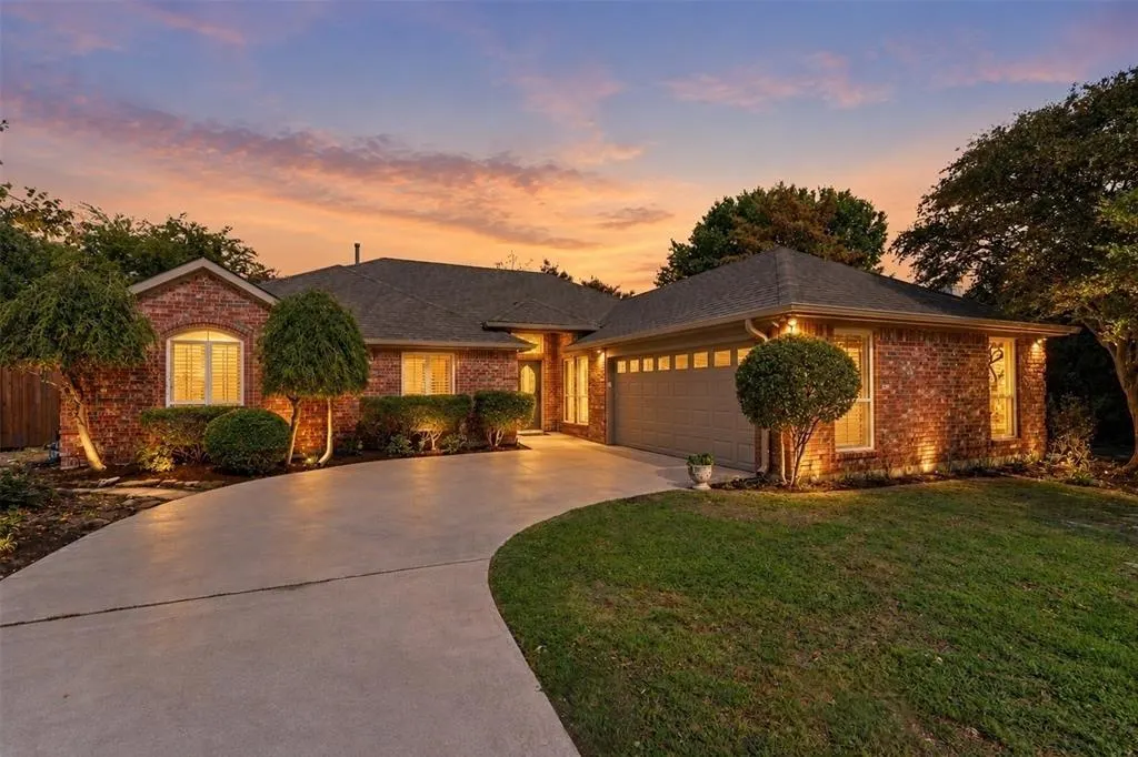 2418 Riverview Drive