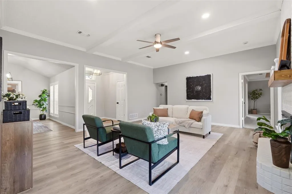 2418 Riverview Drive