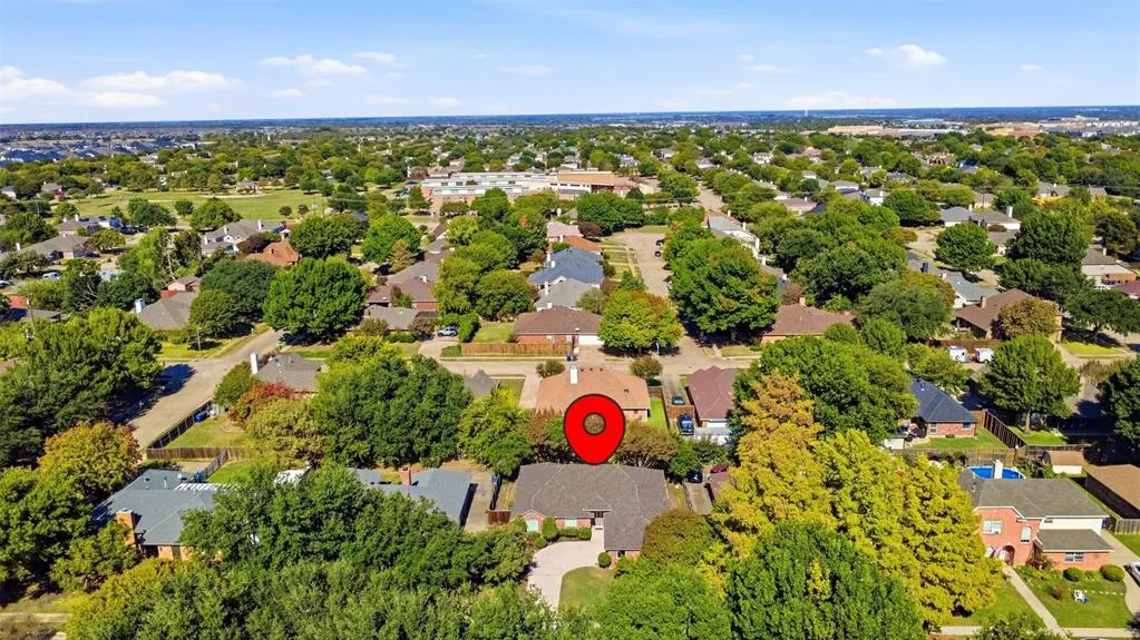 2418 Riverview Drive