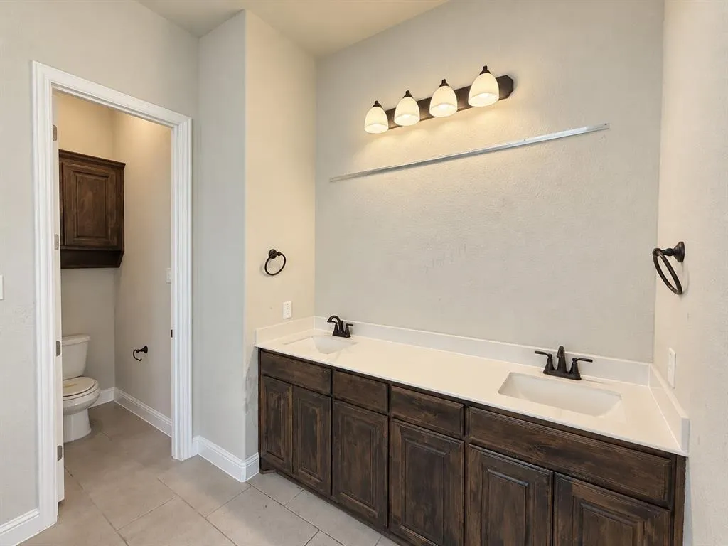 6414 Waggoner Court