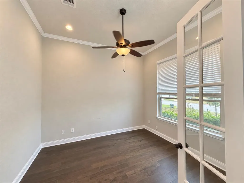6414 Waggoner Court