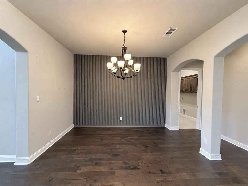 6414 Waggoner Court