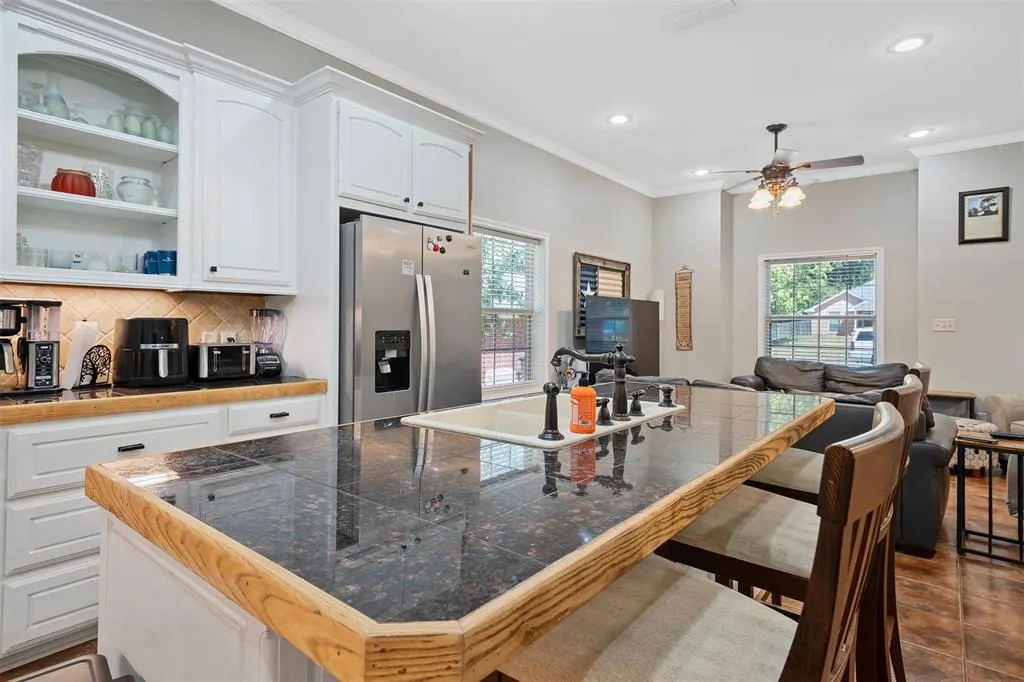 405 Husky Drive