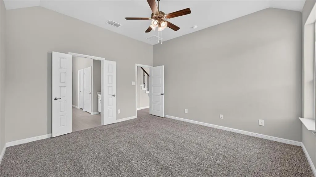15068 SPLENDOR Street