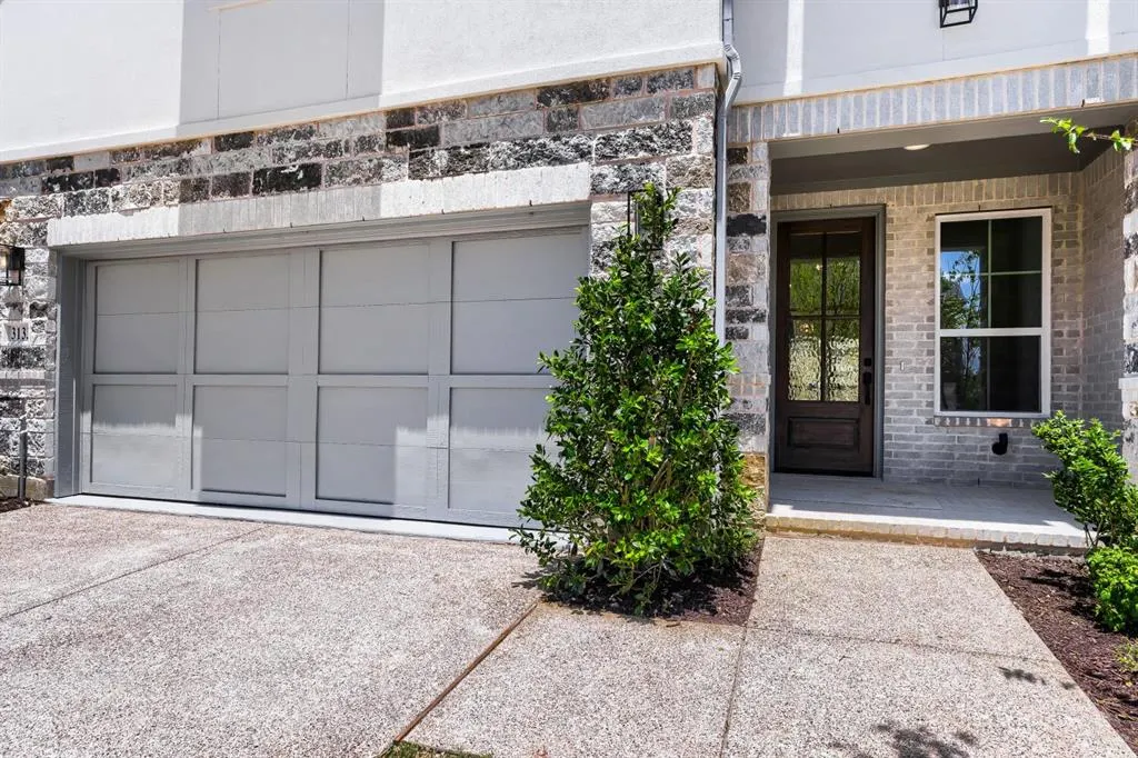 3133 Sir Judge Drive