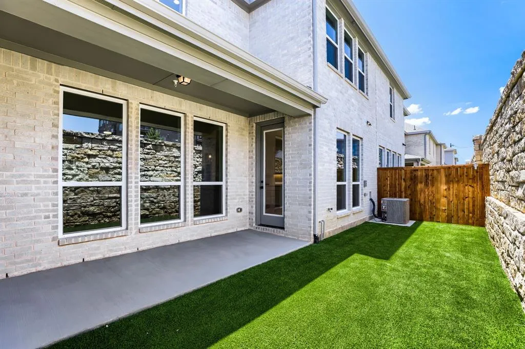 3133 Sir Judge Drive